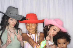 20240803_195315_062_IMG_0064_20240803_195313_3600.