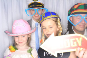 20240803_222048_512_IMG_0227_20240803_222046_3600.