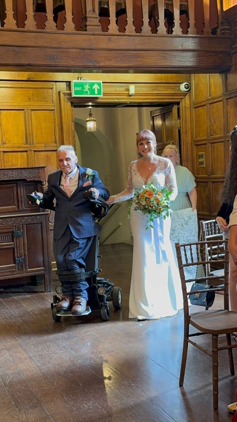 437a001b-8496-450b-abf6-74b522c09af4