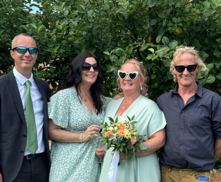 eeef3cd1-66ea-46a4-ae0c-e82b2814cd5c